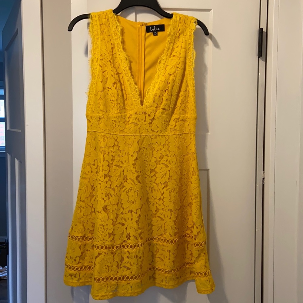 Never worn dress size M